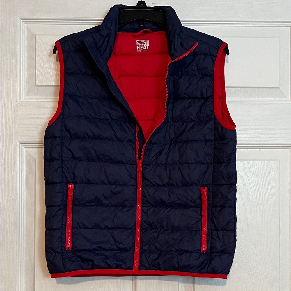32 Degrees Down Vest - Boys M (10/12) - Navy Blue and Red Lightweight Puffer - Picture 2 of 10
